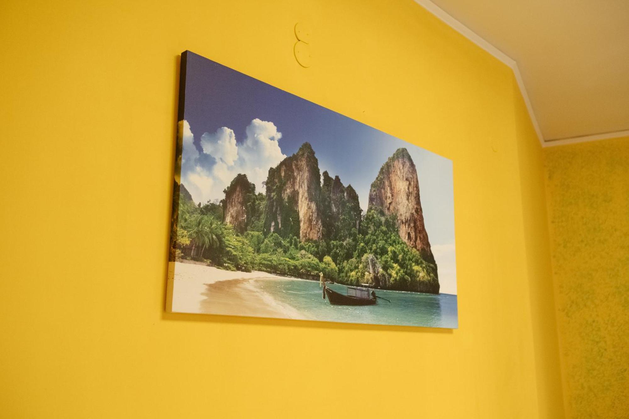 Domus Aurea Relax Room Salerno Bagian luar foto